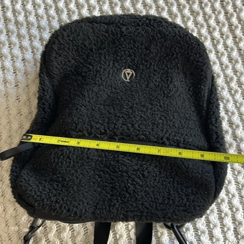 Ivivva • lead with love sherpa mini backpack